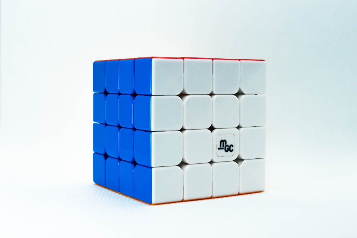 MGC 4X4 מגנטית - Cubingisrael קובייה הונגרית מגנטית 4על4 4*4 קוביות הונגריות מקצועיות מגנטיות קובייה הונגרית MGC 4X4 קובייה הונגרית מגנטית מקצועית 